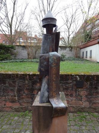 Raschi - Rabbi Salomo Ben Isaak (1040-1105, studerade en tid i Worms). Konstverk av Wolf Spitzer.